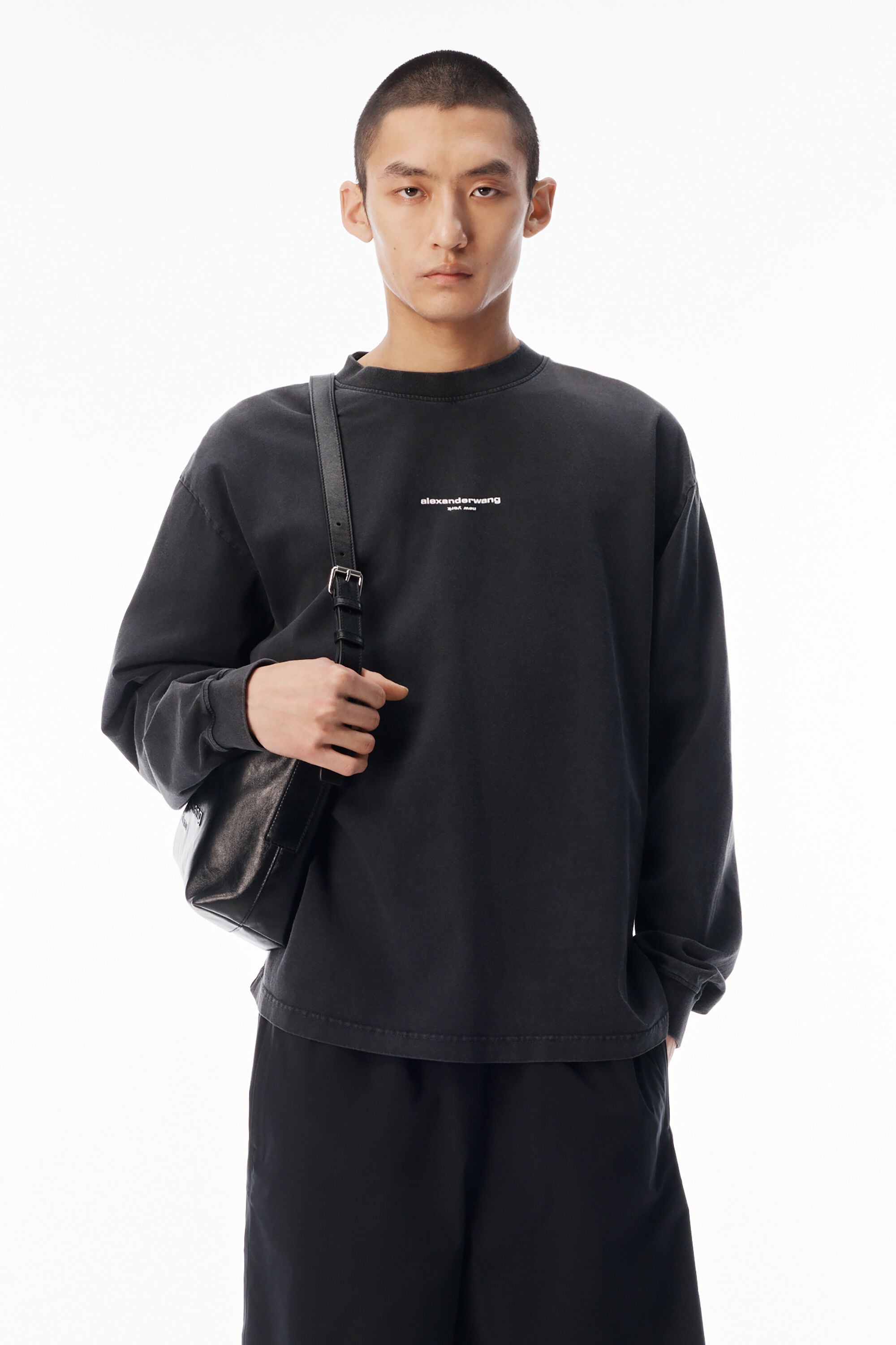 LOGO PRINT LONG SLEEVE TEE in WASHED BLACK | alexanderwang®